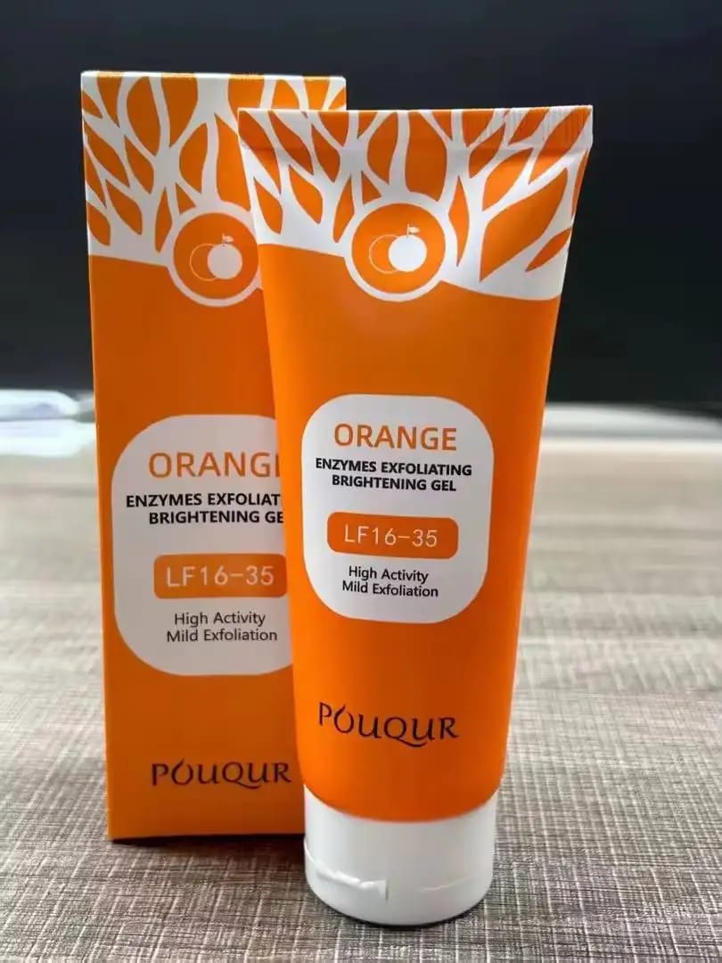 Gel Exfoliant Éclaircissant aux Enzymes d'Orange